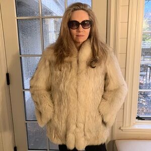 Elegant Cream Fox Fur Coat